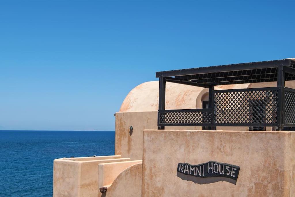 Ramni House: Private Villa With Pool By The Sea Oía Exteriör bild