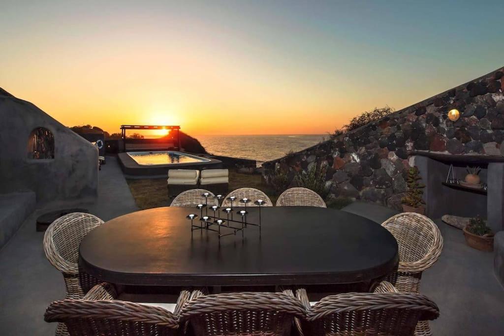 Ramni House: Private Villa With Pool By The Sea Oía Exteriör bild